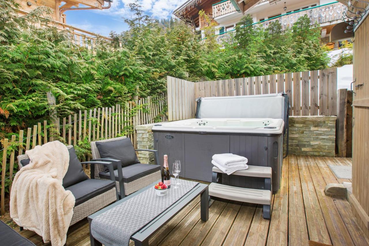 Chalet Muguet Gauche With Hot Tub Sleeps 10 Central 모르진 외부 사진